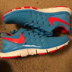 Men’s size 10 shoes